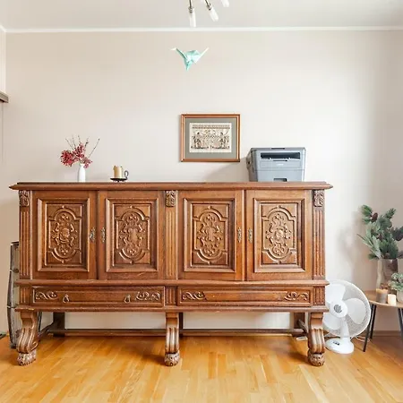 Apartment 100 Square Meter 4-Room Central Smart Apt *