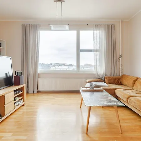 Apartment 100 Square Meter 4-room Smart *