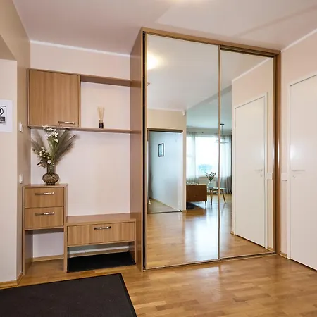 Apartment 100 Square Meter 4-room Smart *