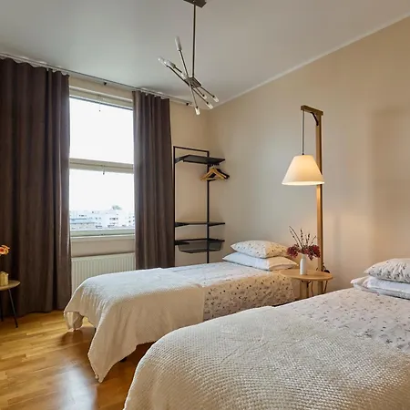 Apartment 100 Square Meter 4-room Smart