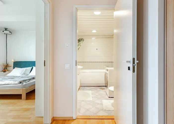 100 Square Meter 4-room Smart Apartament
