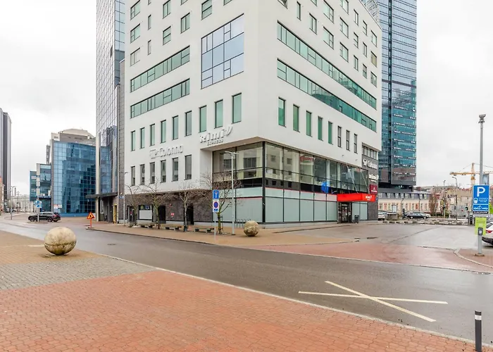 100 Square Meter 4-room Smart Apartament